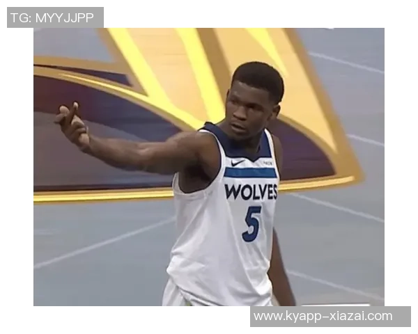 爱德华兹单节狂砍19分太阳全队仅得19分显差距